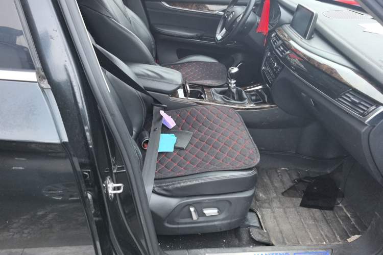 Used Hanteng X7 2016 1.5T Manual Luxury Edition Right Front Seat