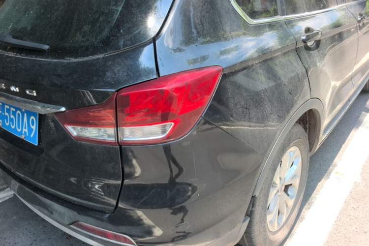 Used Hanteng X7 2016 1.5T Manual Luxury Edition Right Rear Taillight