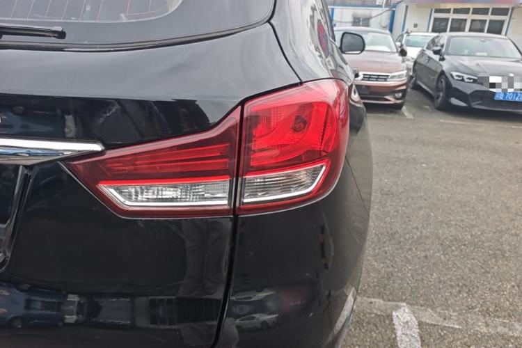 Used Hanteng X7 2016 2.0T DCT Luxury Edition Right Rear Taillight
