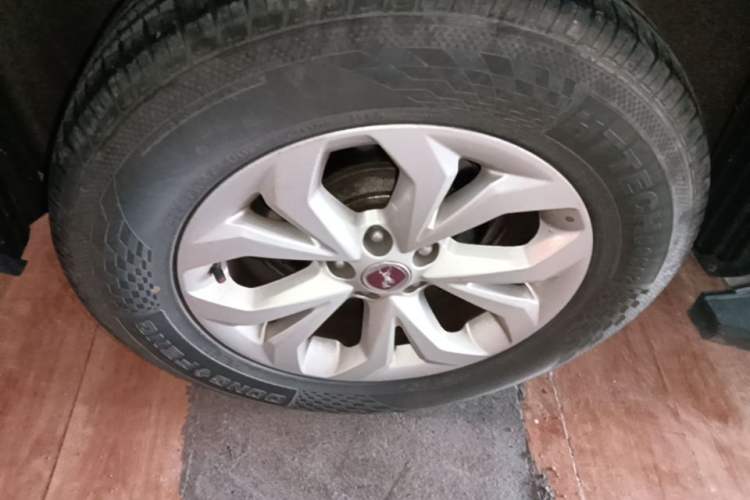 Used Hanteng X7 2016 1.5T Manual Luxury Edition Right Rear Wheel Hub