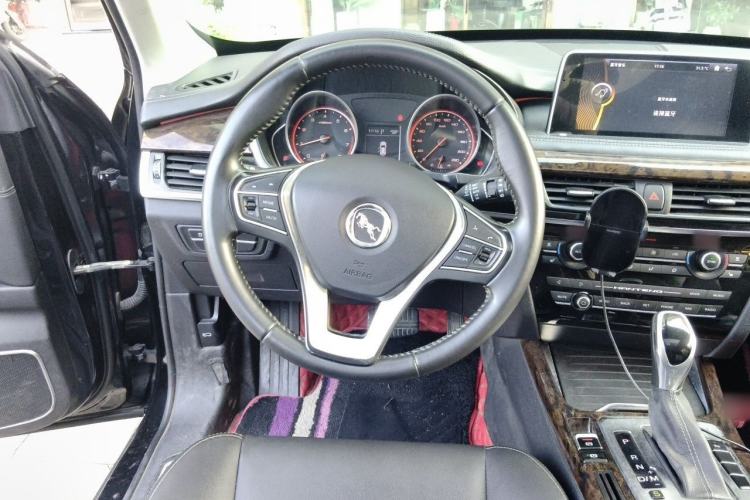 Used Hanteng X7 2016 2.0T DCT Luxury Edition Steering Wheel