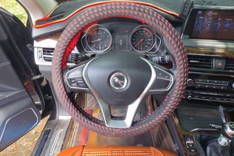 Used Hanteng X7 2016 1.5T Manual Luxury Edition Steering Wheel
