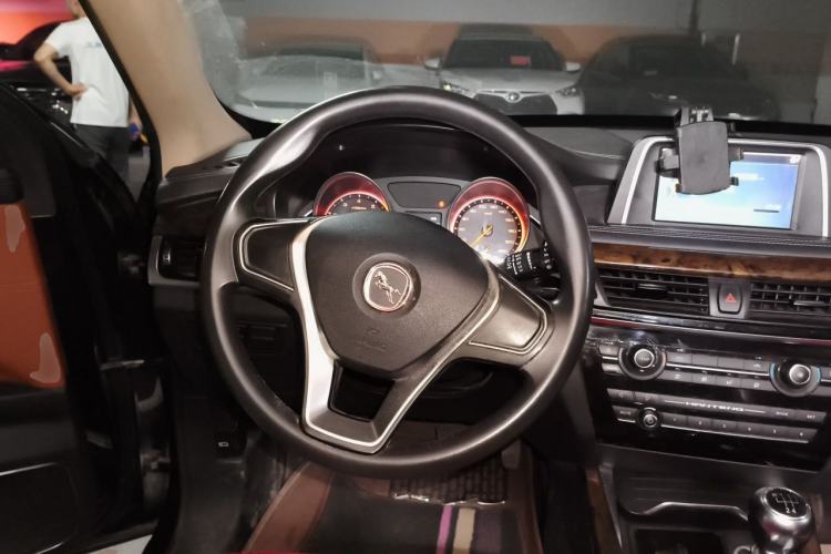 Used Hanteng X7 2016 1.5T Manual Comfort Model Steering Wheel
