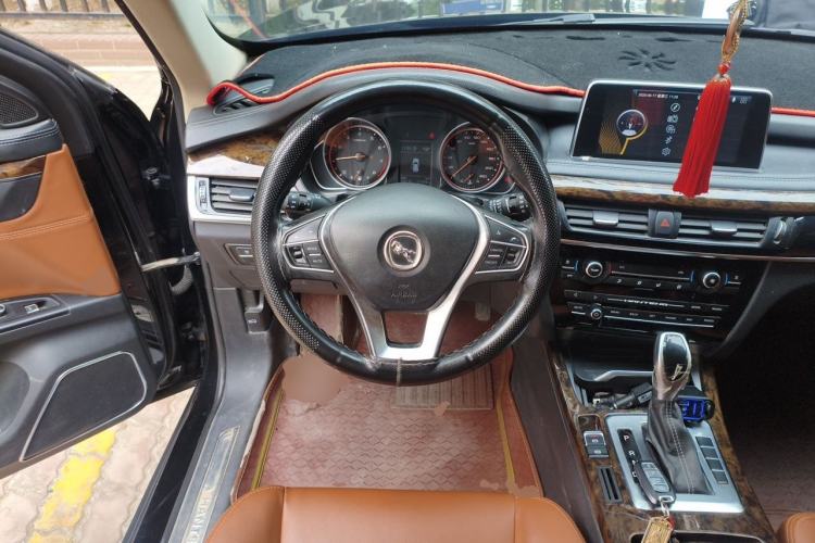Used Hanteng X7 2016 2.0T DCT Luxury Version Steering Wheel