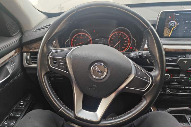 Used Hanteng X7 2016 1.5T Manual Luxury Edition Steering Wheel