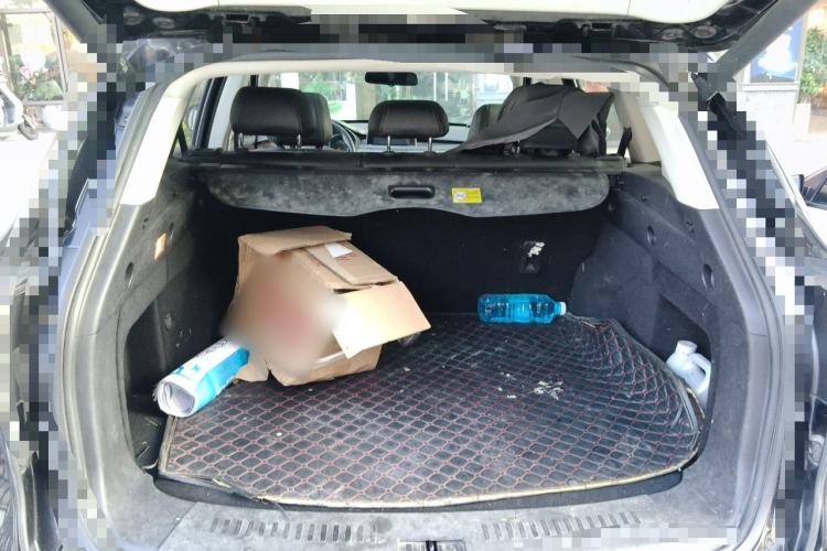 Used Hanteng X7 2016 2.0T DCT Luxury Edition Trunk