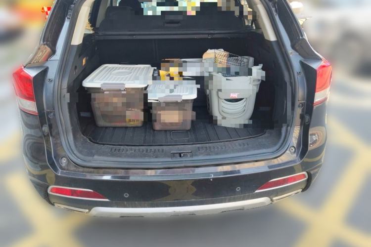 Used Hanteng X7 2016 1.5T Manual Luxury Edition Trunk