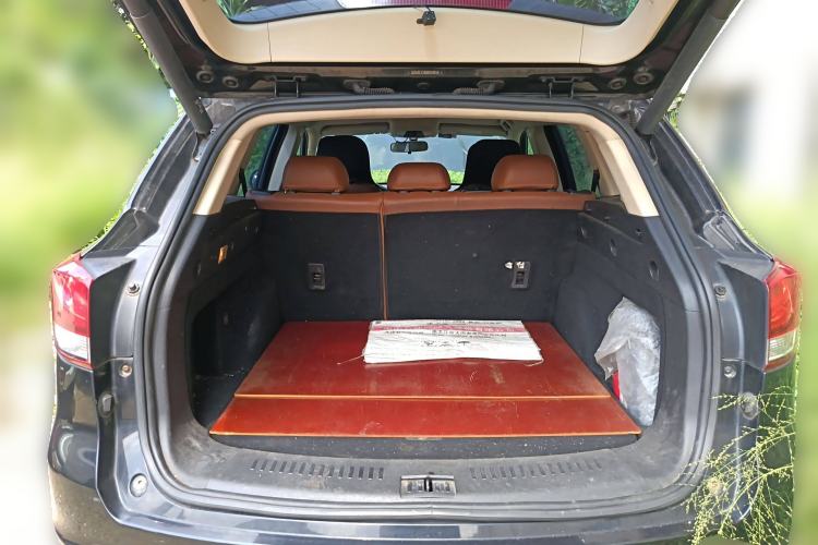 Used Hanteng X7 2016 2.0T DCT Luxury Version Trunk