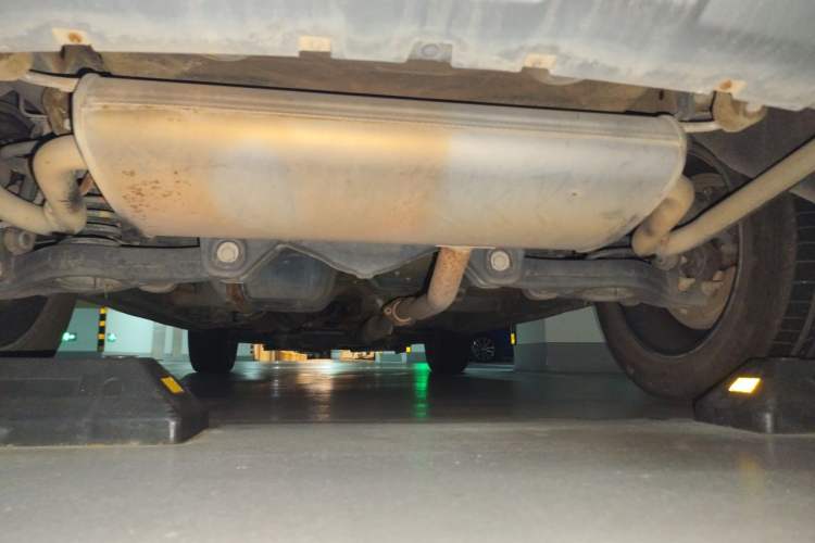 Used Hanteng X7 2016 2.0T DCT Luxury Edition Chassis Rear