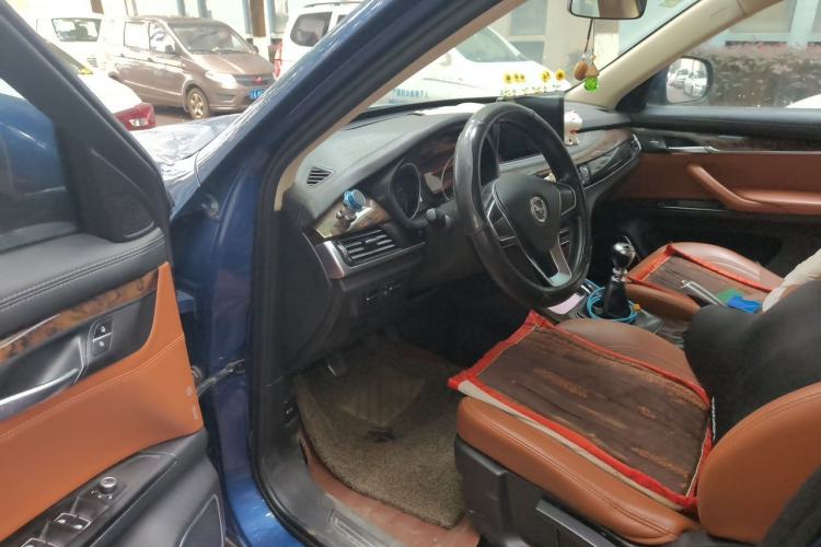 Used Hanteng X7 2016 1.5T Manual Comfort Model Driver Seat