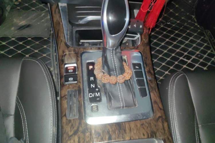 Used Hanteng X7 2016 2.0T DCT Luxury Edition Gear Lever