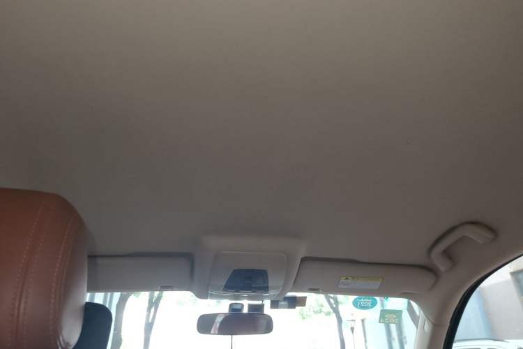 Used Hanteng X7 2016 1.5T Manual Comfort Model Headliner