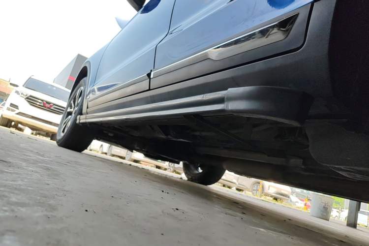 Used Hanteng X7 2016 2.0T DCT Yu Ma Edition Left Side Sill