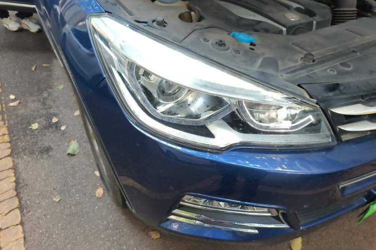 Used Hanteng X7 2016 1.5T Manual Comfort Model Right Front Headlight