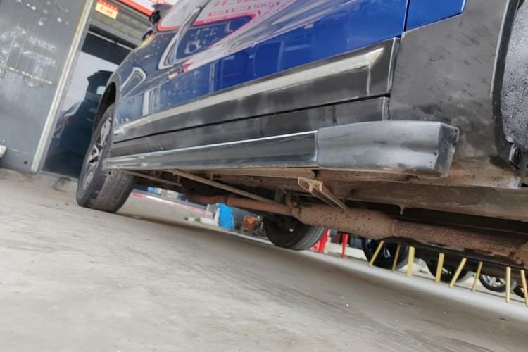 Used Hanteng X7 2016 2.0T DCT Yu Ma Edition Right Side Sill