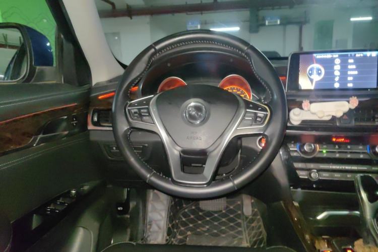 Used Hanteng X7 2016 2.0T DCT Luxury Edition Steering Wheel