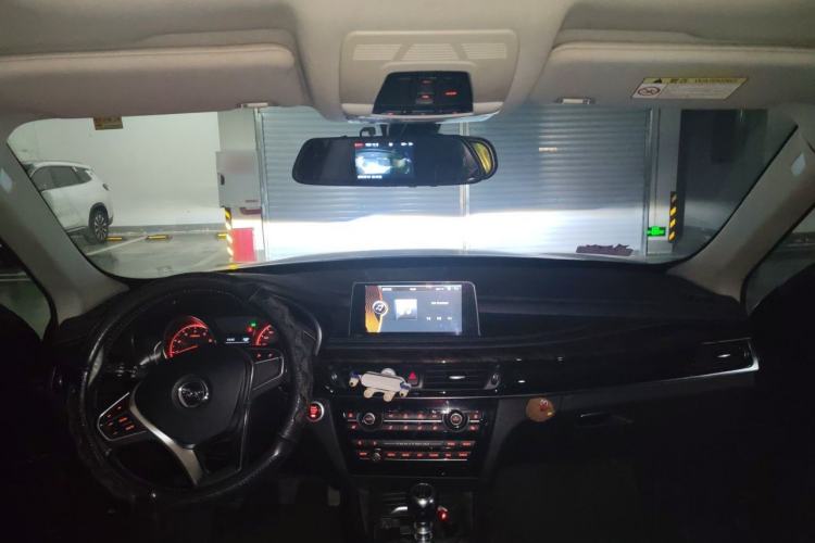 Used Hanteng X7 2016 1.5T Manual Luxury Edition Center Console