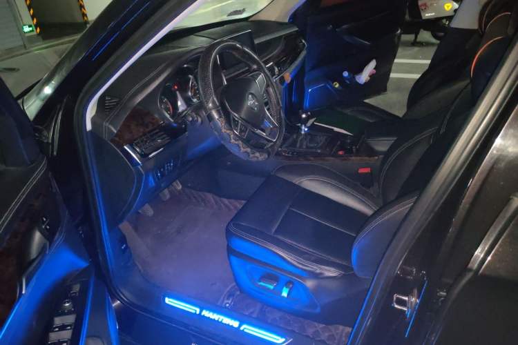 Used Hanteng X7 2016 1.5T Manual Luxury Edition Driver Seat