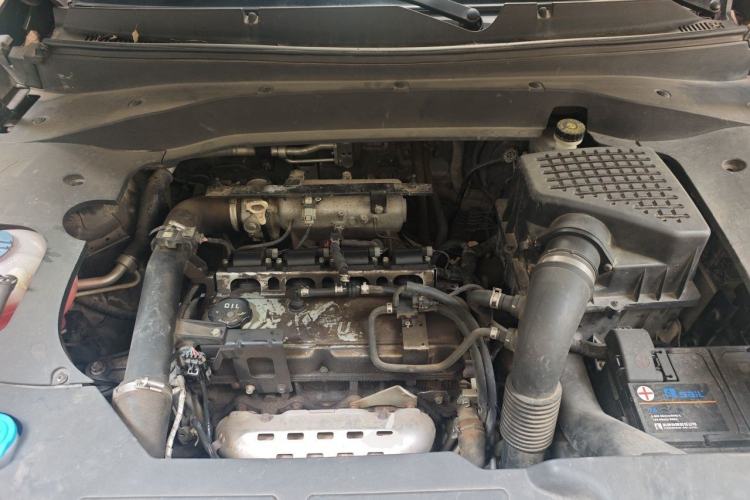 Used Hanteng X7 2016 2.0T DCT Yu Ma Edition Engine Bay