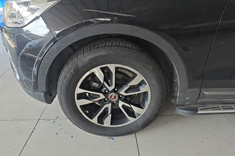 Used Hanteng X7 2016 2.0T DCT Luxury Edition Exterior 4