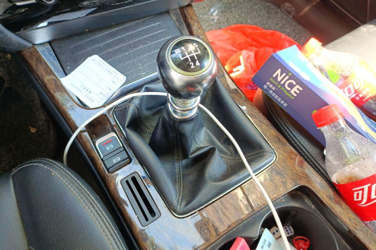 Used Hanteng X7 2016 1.5T Manual Luxury Edition Gear Lever
