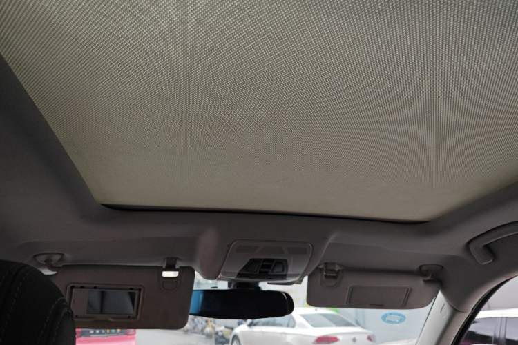 Used Hanteng X7 2016 1.5T Manual Luxury Edition Headliner
