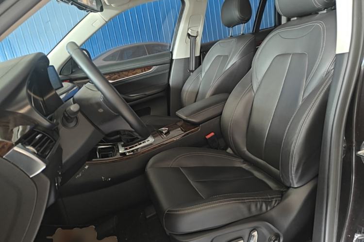 Used Hanteng X7 2016 2.0T DCT Luxury Edition Left Front Seat