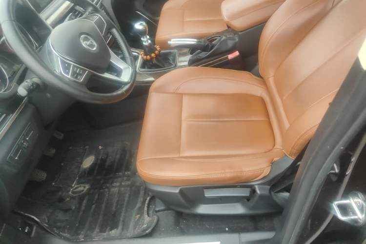 Used Hanteng X7 2016 1.5T Manual Luxury Version Left Front Seat