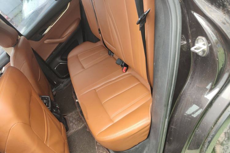 Used Hanteng X7 2016 2.0T Manual Luxury Version Left Rear Seat