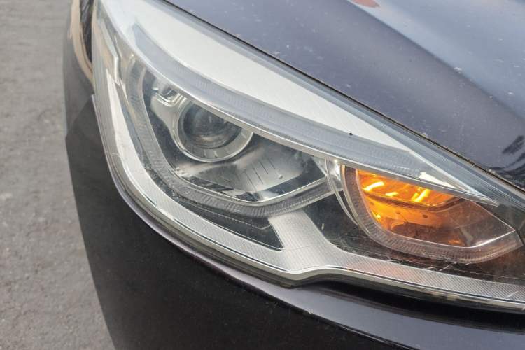 Used Hanteng X7 2016 2.0T DCT Luxury Edition Right Front Headlight