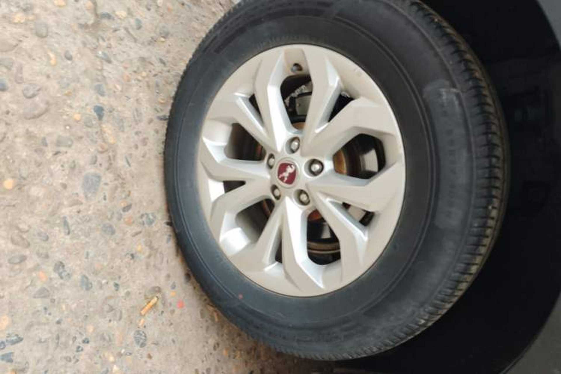 Used Hanteng X7 2016 1.5T Manual Comfort Model Right Rear Wheel Hub