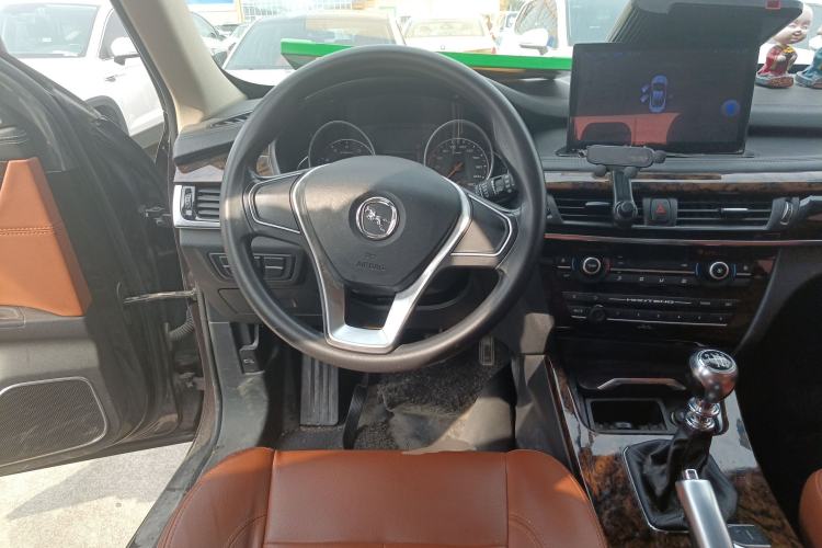 Used Hanteng X7 2016 1.5T Manual Comfort Model Steering Wheel