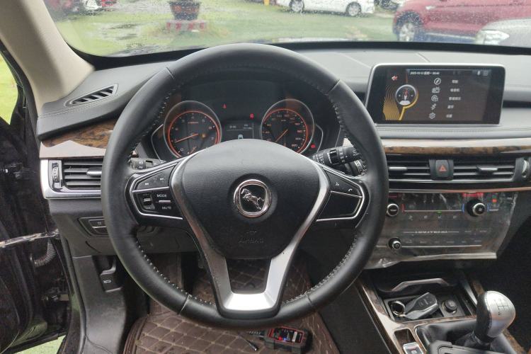 Used Hanteng X7 2016 2.0T Manual Luxury Version Steering Wheel