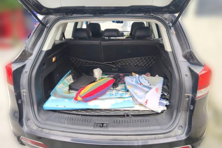 Used Hanteng X7 2016 2.0T Manual Luxury Edition Trunk