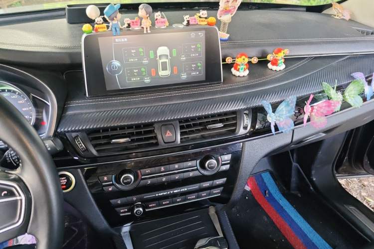 Used Hanteng X7 2016 1.5T Manual Luxury Edition Audio And AC Panel