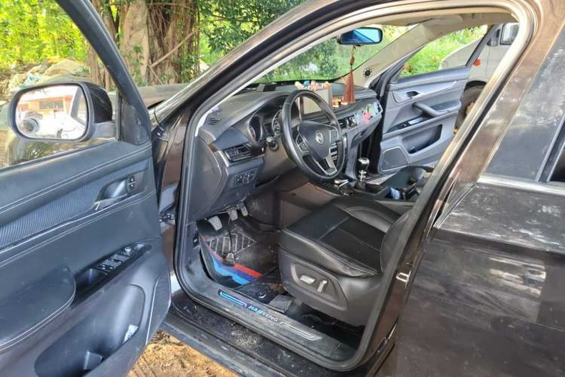 Used Hanteng X7 2016 1.5T Manual Luxury Edition Driver Seat