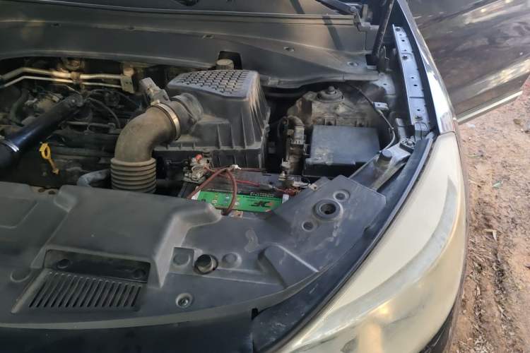 Used Hanteng X7 2016 1.5T Manual Luxury Edition Engine Bay Left