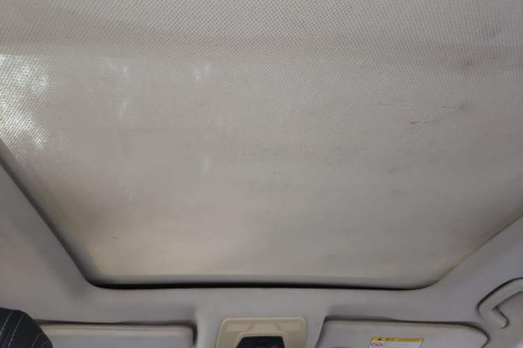 Used Hanteng X7 2016 1.5T Manual Luxury Edition Headliner