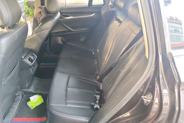 Used Hanteng X7 2016 1.5T Manual Luxury Edition Left Rear Seat