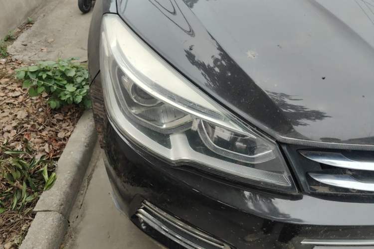 Used Hanteng X7 2016 1.5T Manual Luxury Edition Right Front Headlight