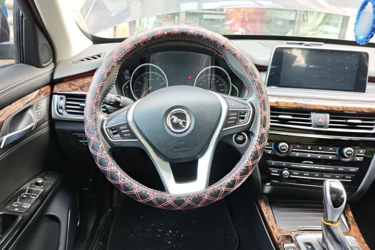 Used Hanteng X7 2016 2.0T DCT Luxury Edition Steering Wheel