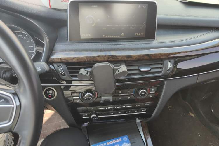 Used Hanteng X7 2016 1.5T Manual Luxury Edition Audio And AC Panel