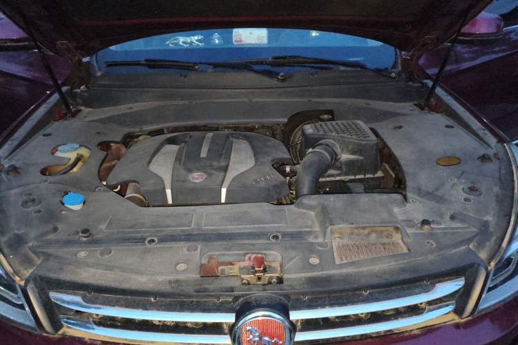 Used Hanteng X7 2016 2.0T DCT Yu Ma Edition Engine Bay