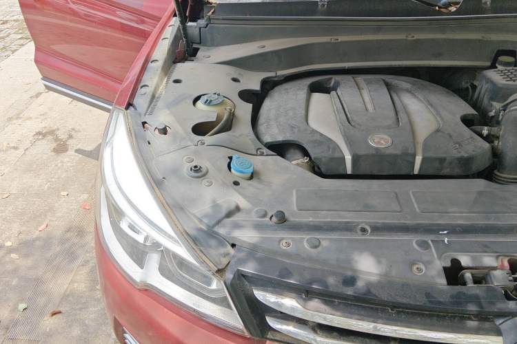 Used Hanteng X7 2016 2.0T DCT Luxury Edition Engine Bay Right