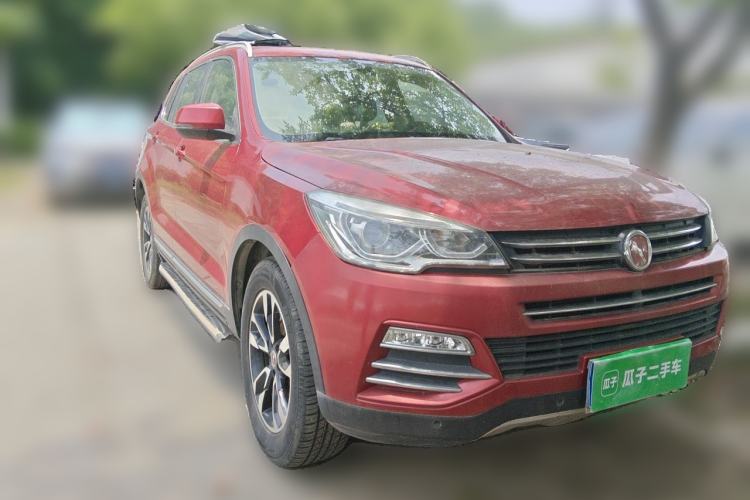 Used Hanteng X7 2016 2.0T DCT Luxury Edition Front Right 45 Deg