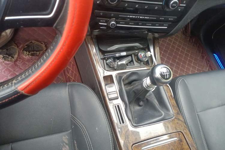 Used Hanteng X7 2016 1.5T Manual Luxury Edition Gear Lever