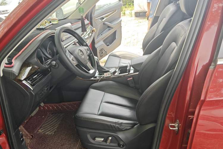 Used Hanteng X7 2016 2.0T DCT Luxury Edition Left Front Seat