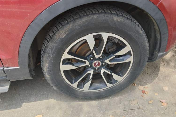 Used Hanteng X7 2016 2.0T DCT Luxury Edition Right Front Wheel Hub