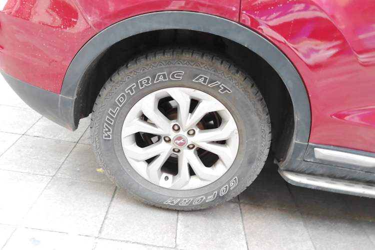 Used Hanteng X7 2016 1.5T Manual Comfort Model Right Rear Wheel Hub