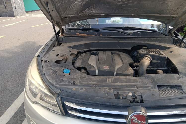 Used Hanteng X7 2016 2.0T DCT Luxury Edition Engine Bay Right